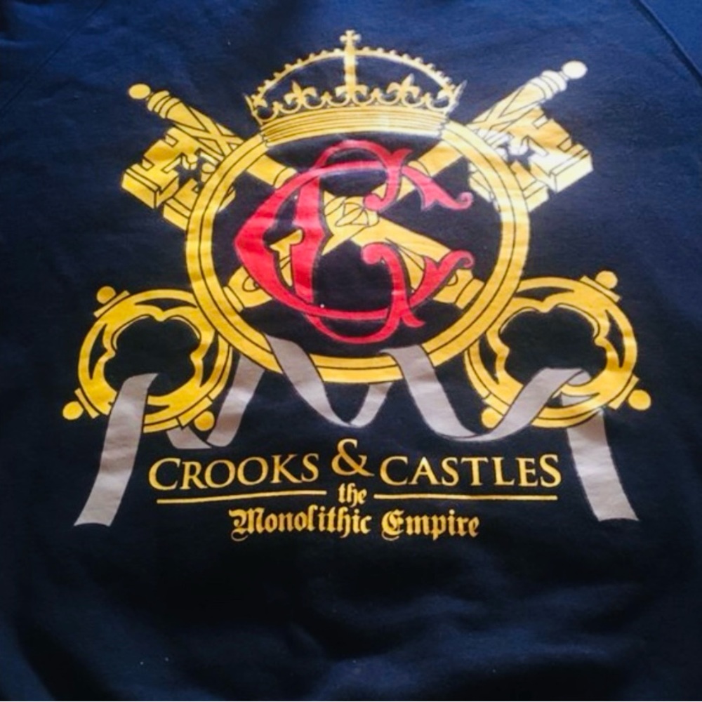 crooks & castle sweat shirt og size XL